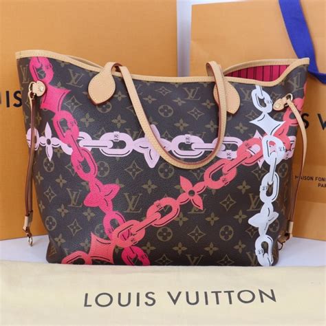 does Louis Vuitton give discounts